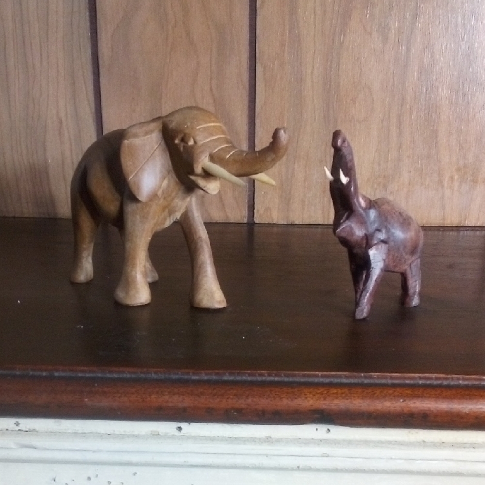 Wooden Elephant Figurines
